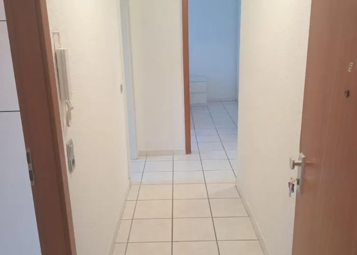 Im Herzen Der Altstadt 1 Schlafzimmer 1 Wohnzimmer Balkon Bonn